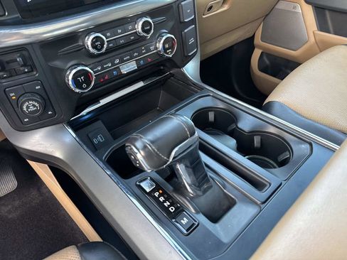 Used 2021 Ford F150 Lariat image 27