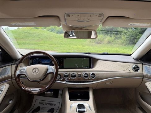 Used 2017 Mercedes-Benz S 550 Sedan image 12