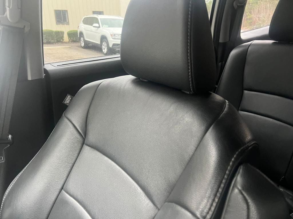 Used 2018 Honda Pilot Touring image 34