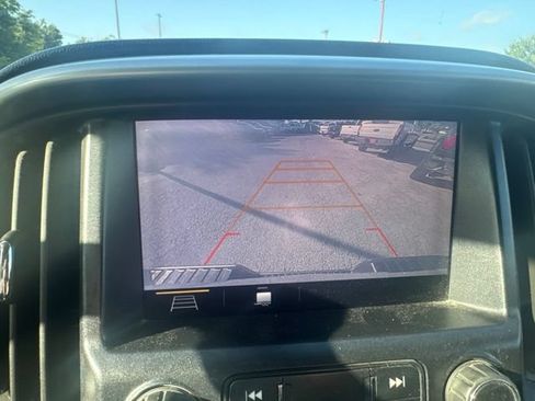Used 2020 Chevrolet Colorado LT RWD image 34