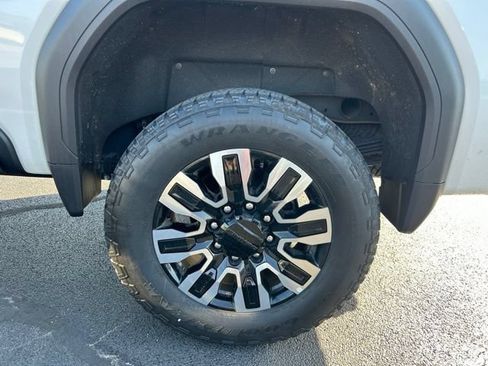 Used 2025 GMC Sierra 2500 Denali Ultimate AWD/4WD image 12