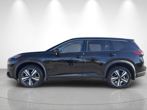 Used 2024 Nissan Rogue SL w/ SL Premium Package AWD/4WD image 2