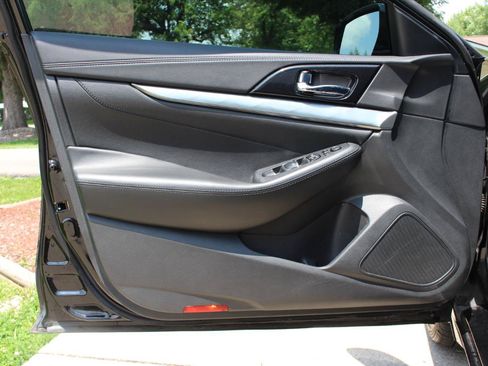 Used 2019 Nissan Maxima 3.5 S w/ Floor Mat Group FWD image 12