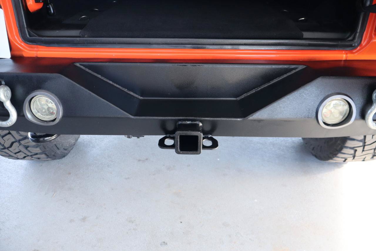 Used 2019 Jeep Wrangler Unlimited Sahara AWD/4WD image 36