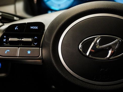 Used 2023 Hyundai Tucson SEL w/ Convenience Package image 18