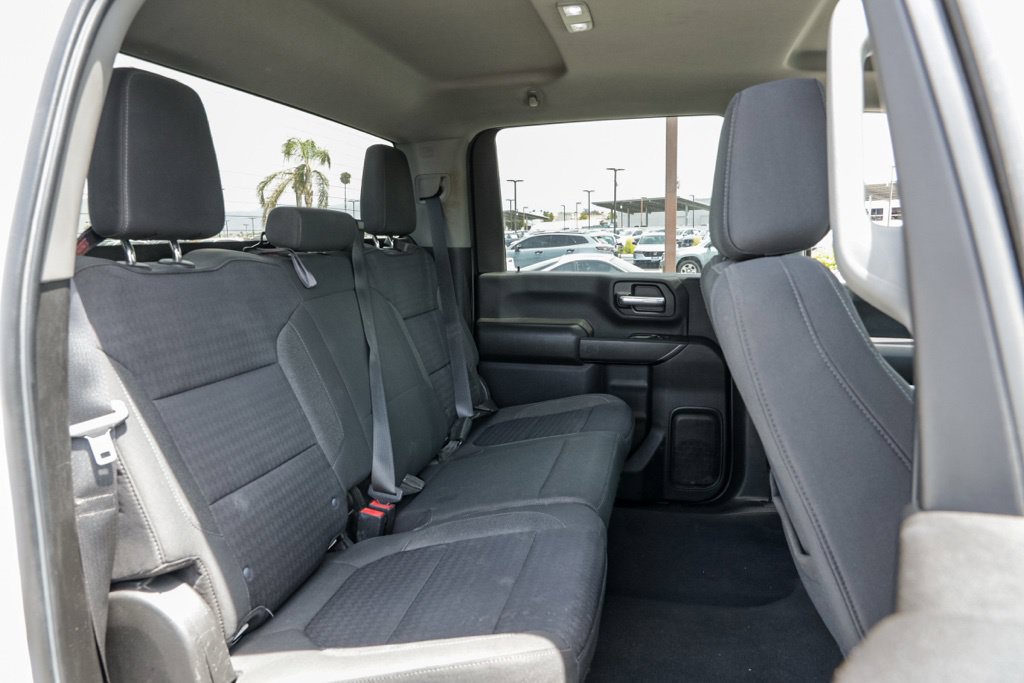 Used 2022 Chevrolet Silverado 2500 Custom w/ Custom Value Package AWD/4WD image 23