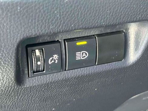 Certified 2023 Toyota RAV4 LE AWD/4WD image 21