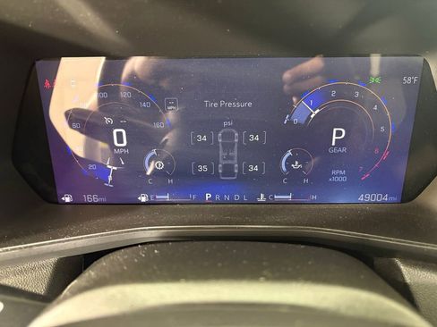 Used 2025 Chevrolet Colorado W/T w/ Advanced Trailering Package RWD image 32
