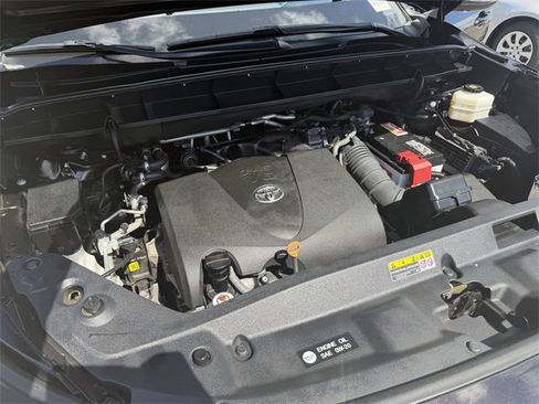 Used 2020 Toyota Highlander Limited image 27