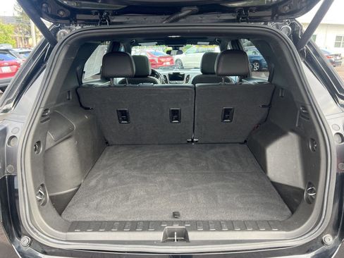 Used 2022 Chevrolet Equinox RS w/ RS Leather Package AWD/4WD image 15