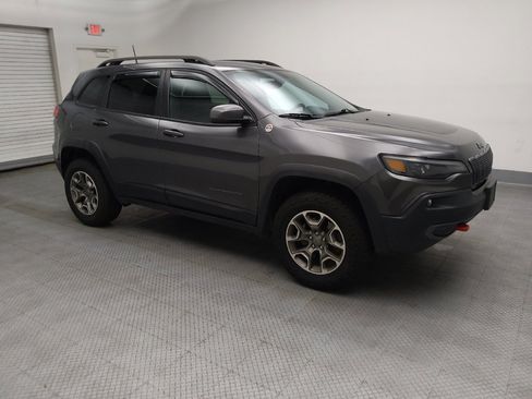Used 2020 Jeep Cherokee Trailhawk w/ Cold Weather Group AWD/4WD image 11