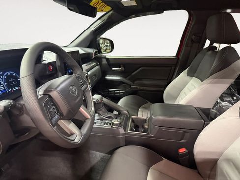 Used 2026 Toyota Tacoma TRD Off-Road AWD/4WD image 10