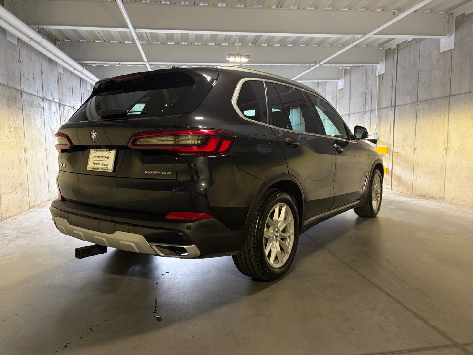 Used 2022 BMW X5 xDrive45e w/ Premium Package AWD/4WD image 10