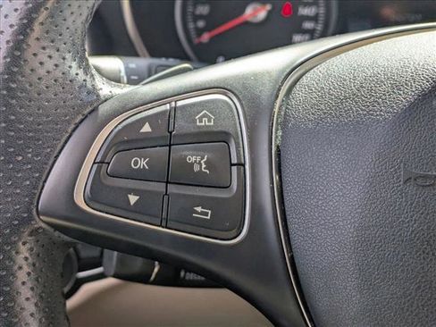 Certified 2019 Mercedes-Benz GLC 300 image 12