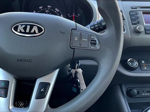 Used 2011 Kia Sportage LX w/ Convenience Pkg FWD image 10