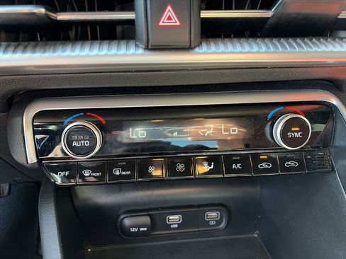 Used 2024 Kia K5 GT-Line w/ GT-Line Premium Package image 19