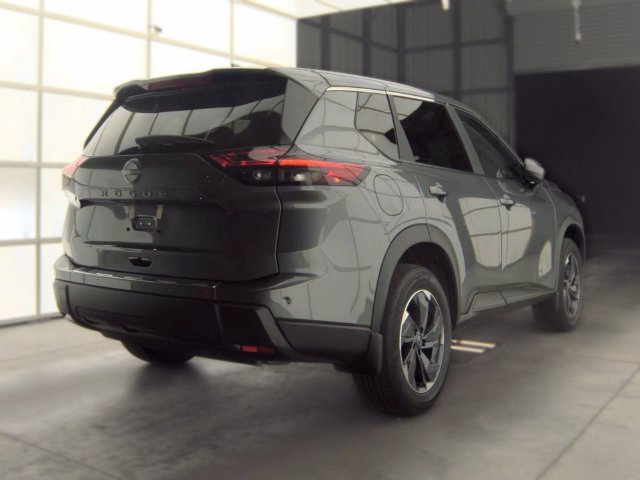 Certified 2026 Nissan Rogue SV FWD image 10