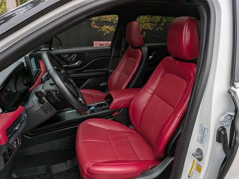 Used 2023 Lincoln Corsair Reserve w/ Equipment Group 201A image 26