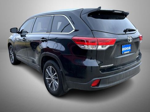 Used 2019 Toyota Highlander XLE image 7