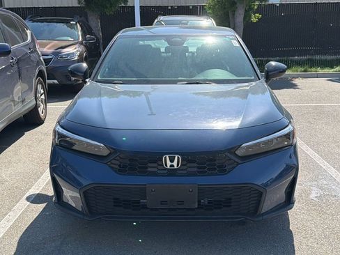 Used 2025 Honda Civic Sport image 3