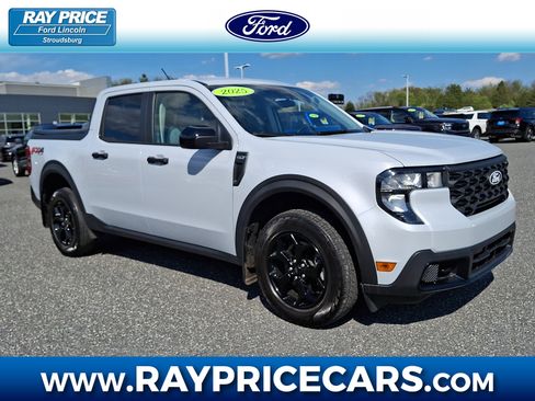Certified 2025 Ford Maverick XLT w/ XLT Luxury Package AWD/4WD image 1