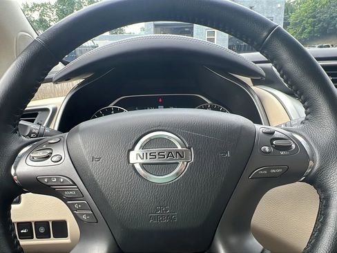 Used 2022 Nissan Murano SL w/ Cargo Package image 14
