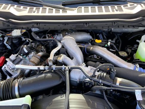 New 2026 Ford F250 XL w/ FX4 Off-Road Package AWD/4WD image 17