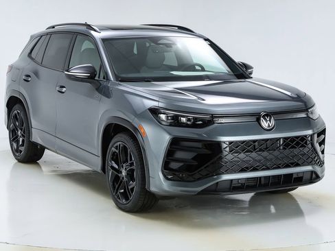 New 2026 Volkswagen Tiguan SE R-Line image 54