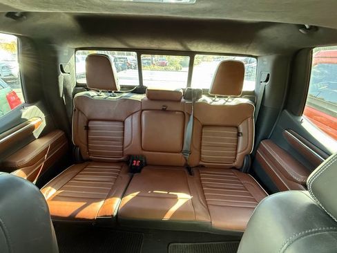 Used 2022 GMC Sierra 1500 Denali Ultimate image 16