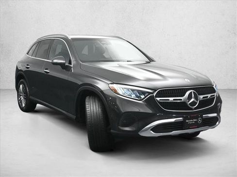 Certified 2026 Mercedes-Benz GLC 300 4MATIC image 4