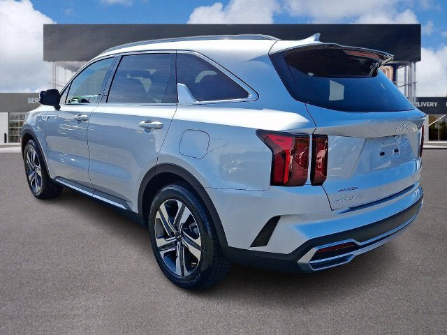 Used 2023 Kia Sorento EX w/ Panoramic Sunroof Package AWD/4WD image 4