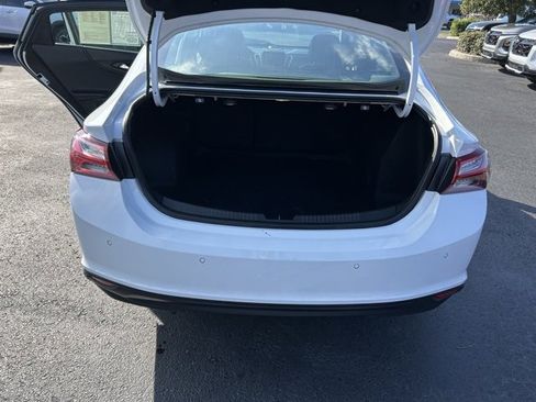 Certified 2024 Chevrolet Malibu LT image 16