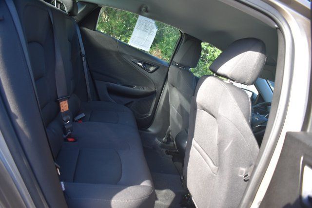 Certified 2025 Chevrolet Malibu LS FWD image 15