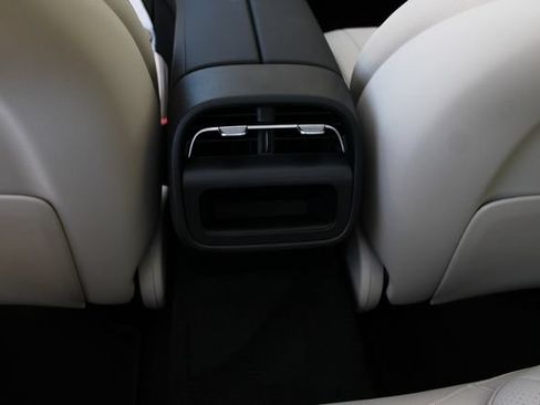 New 2026 Mercedes-Benz E 450 4MATIC Sedan image 24