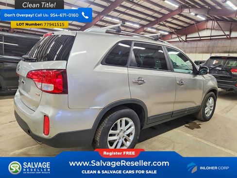 Used 2015 Kia Sorento LX image 4