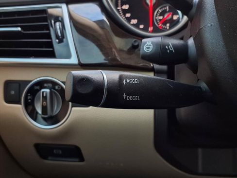 Used 2018 Mercedes-Benz GLE 350 4MATIC image 25