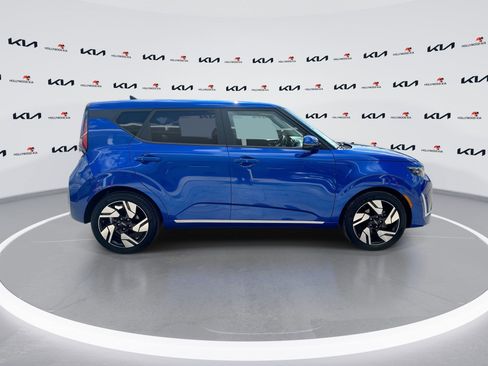 Certified 2024 Kia Soul GT-Line FWD image 9