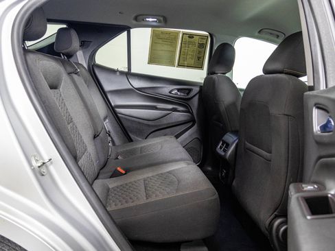 Used 2021 Chevrolet Equinox LT w/ LPO, Cargo Package AWD/4WD image 40