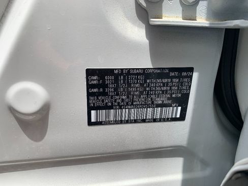 Used 2024 Subaru Ascent Premium w/ Convenience Package AWD/4WD image 26