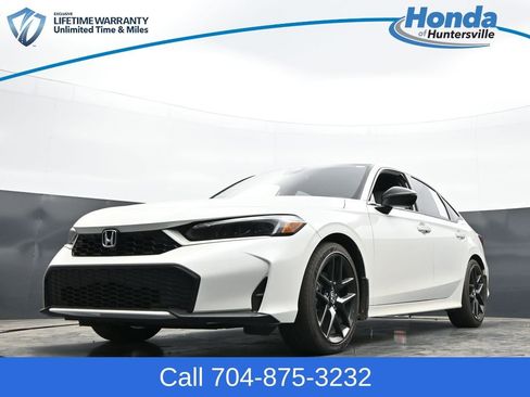 Used 2025 Honda Civic Sport image 25