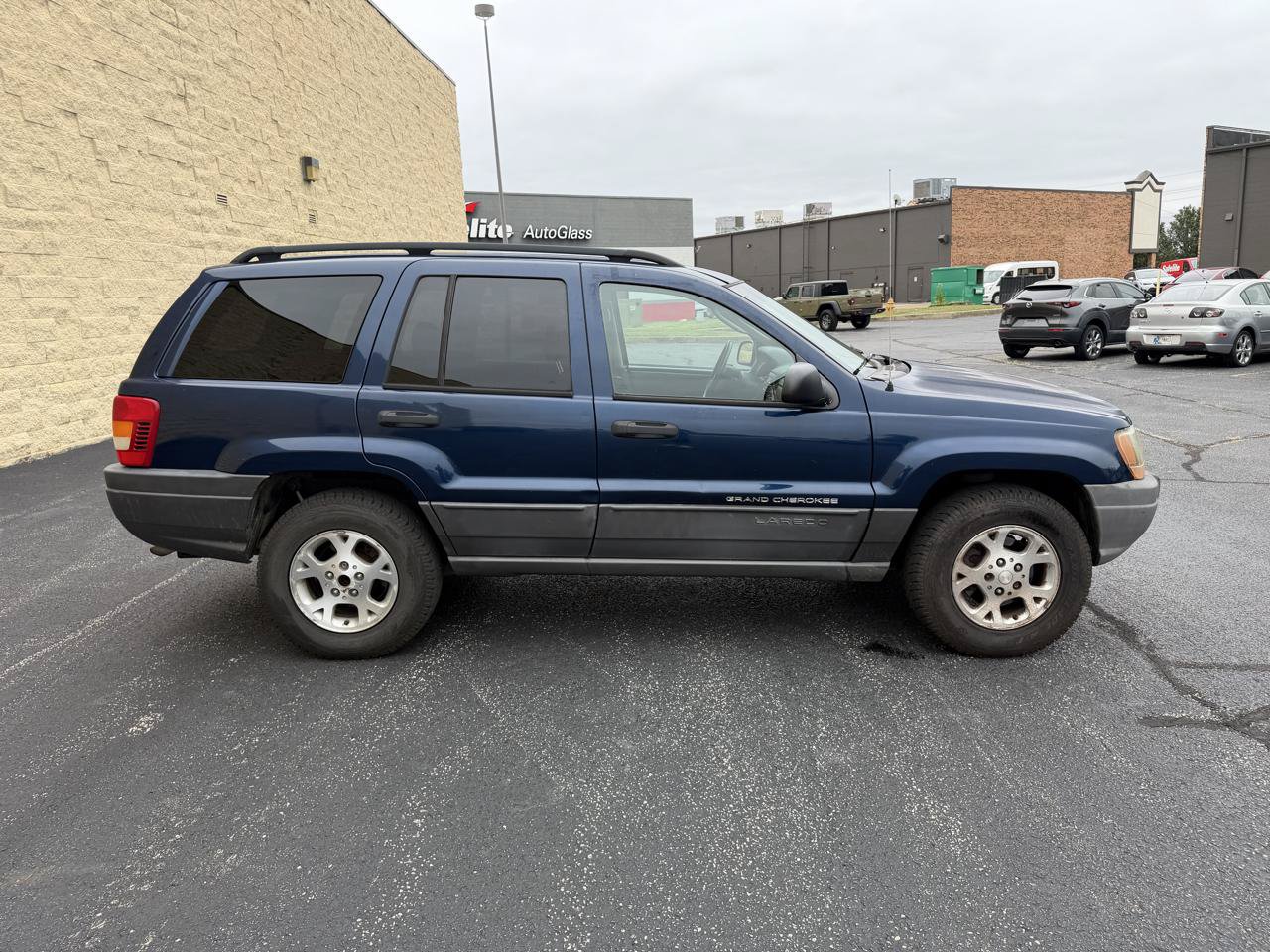 Used 2002 Jeep Grand Cherokee Laredo AWD/4WD image 6