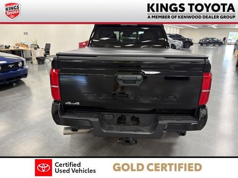 Certified 2024 Toyota Tacoma SR5 AWD/4WD image 11
