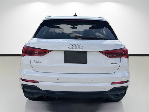 Used 2020 Audi Q3 2.0T Premium image 4