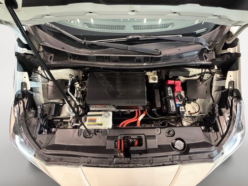 Used 2022 Nissan Leaf SL Plus FWD image 31