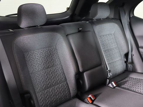 Used 2024 Chevrolet Equinox LT image 32