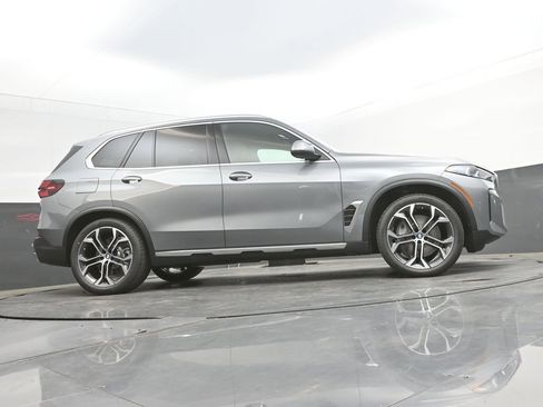 New 2026 BMW X5 xDrive50e AWD/4WD image 47