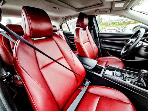 Used 2025 MAZDA MAZDA3 s image 14