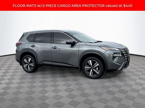 Used 2024 Nissan Rogue SL w/ SL Premium Package FWD image 3