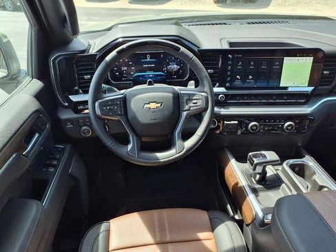 New 2026 Chevrolet Silverado 1500 High Country AWD/4WD image 12
