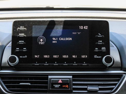 Used 2018 Honda Accord LX image 14